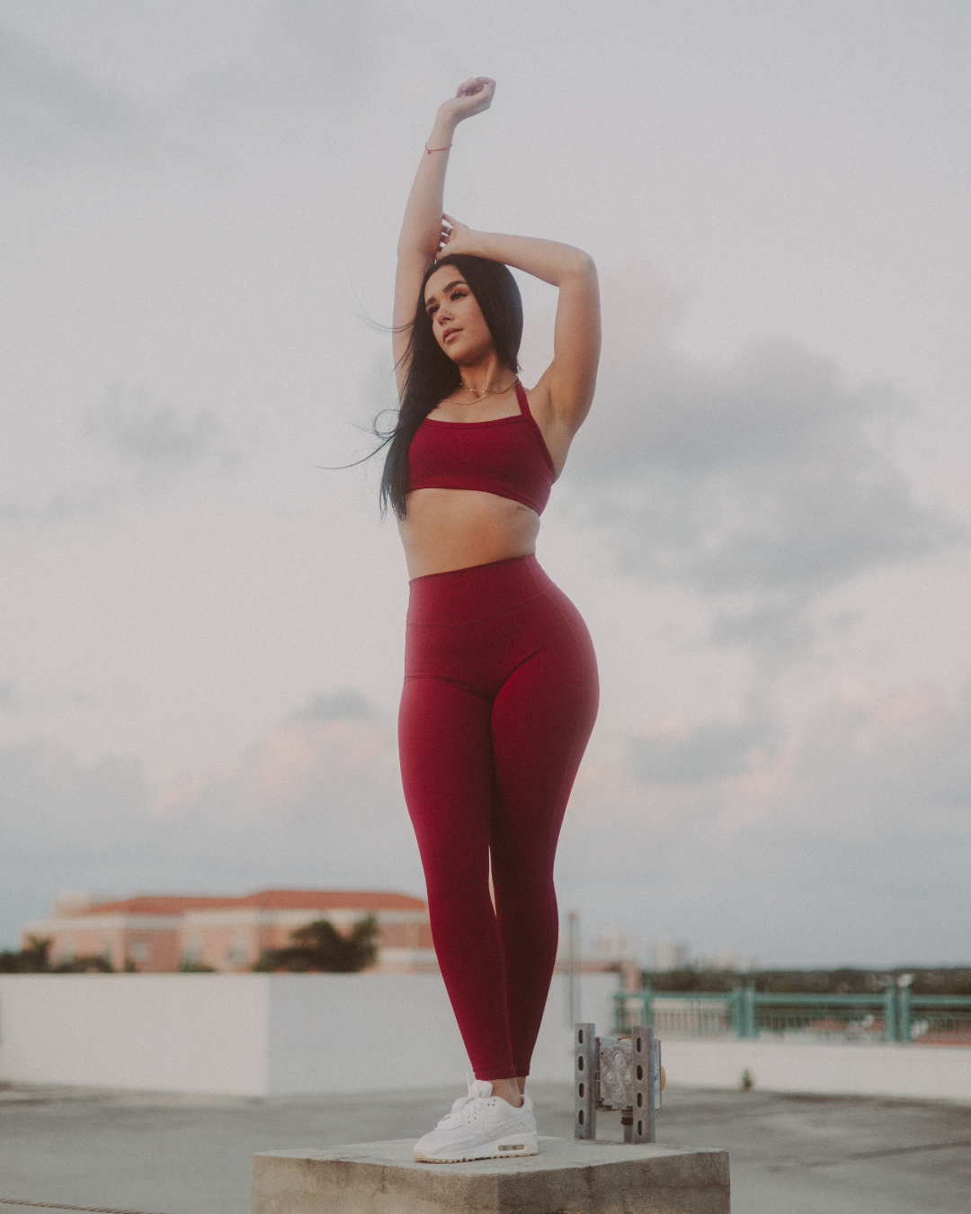 Emanate Leggings